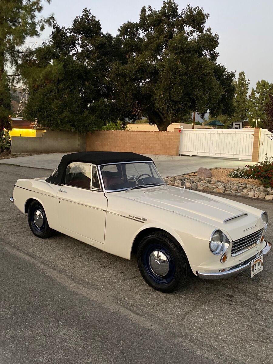 1966 datsun 1600 convertible white rwd manual spl