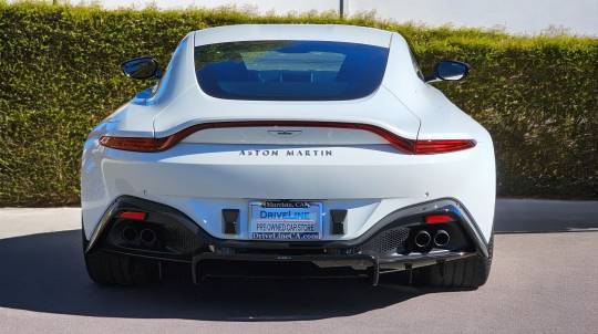 2022 Aston Martin Vantage
