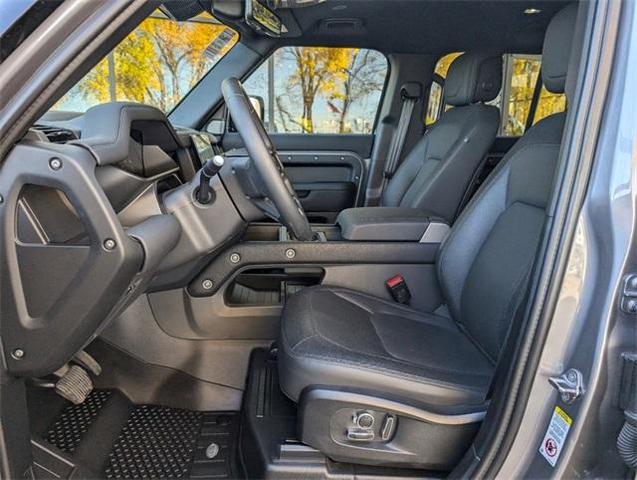 2024 land rover defender p400 outbound