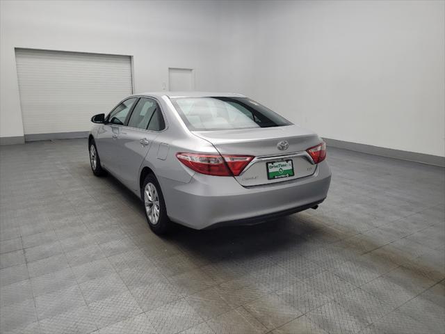 2015 toyota camry le