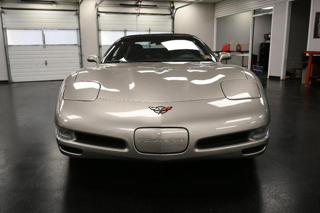 2000 chevrolet corvette