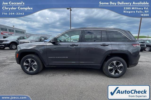 2022 jeep grand cherokee 4xe base