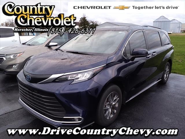 2023 toyota sienna xle 7 passenger