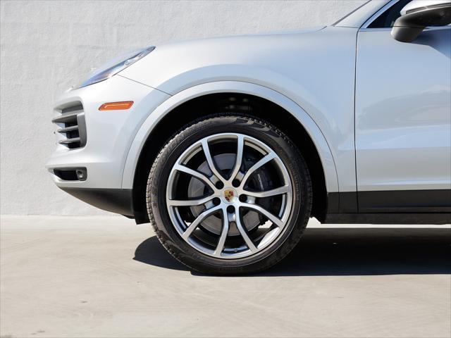 2023 porsche cayenne base (tiptronic)