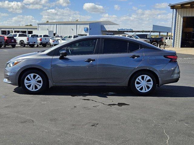 2021 nissan versa s
