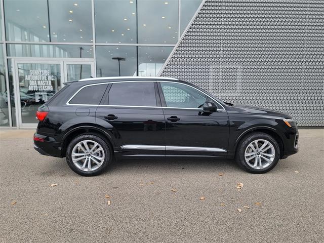 2025 audi q7 45 premium