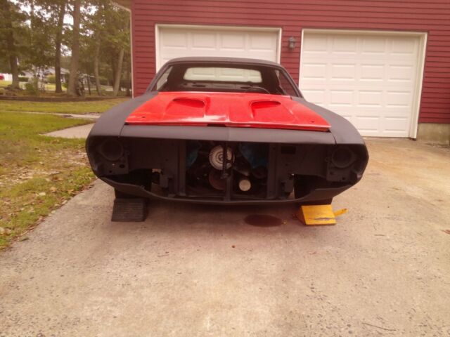 1972 plymouth cuda (barracuda) easy project and a ton of parts!
