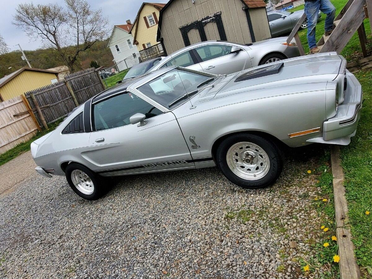 1978 ford mustang gt hatchback grey rwd automatic gt