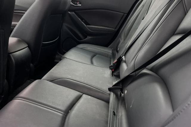 2018 mazda mazda3 touring