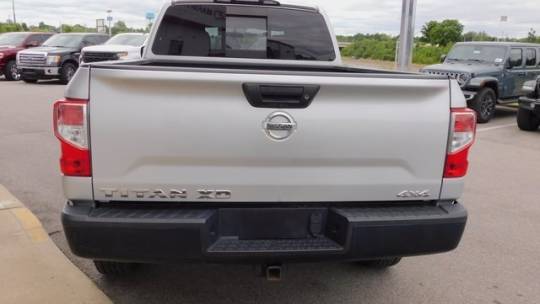 2018 nissan titan xd s