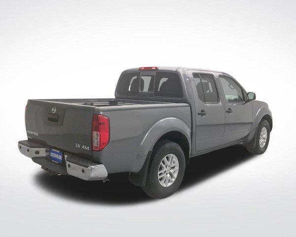 2021 nissan frontier sv