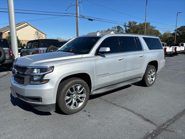 2017 chevrolet suburban lt