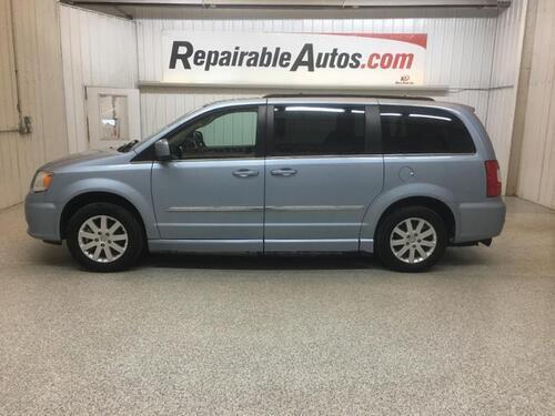 2013 chrysler town & country