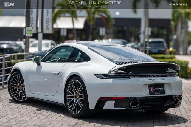 2023 porsche 911 carrera 4s