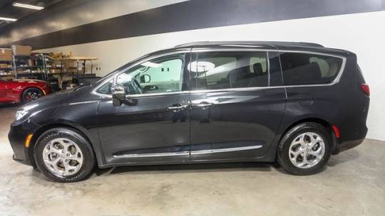 2022 chrysler pacifica limited