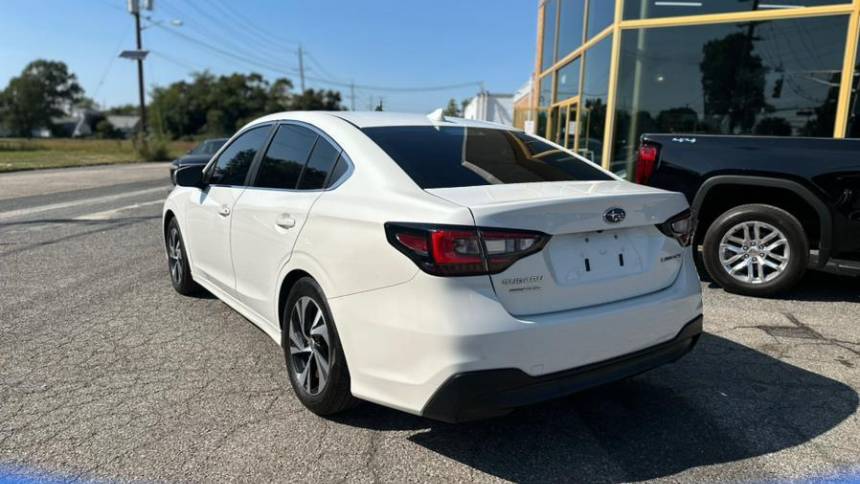 2020 subaru legacy premium