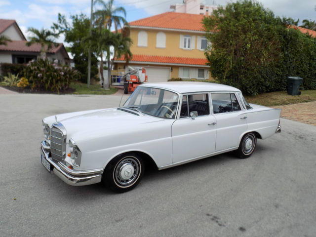 1964 mercedes 220 seb sedan 2 owner car only 43 k miles highly detailed and rare