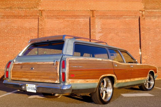 1972 ford country squire station wagon