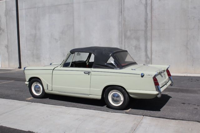 rare 1966 triumph herald convertible- left hd,rust free, drives & looks great