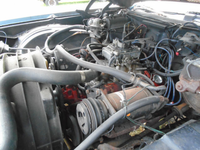 1975 monte carlo runs good a/c car