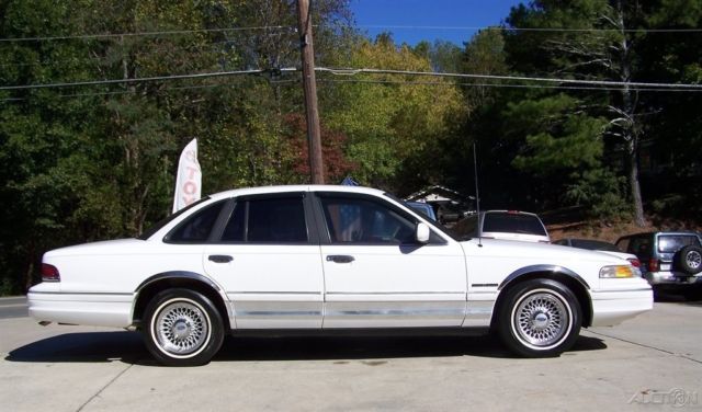 1994 lx premium used 4.6l v8 16v automatic rwd sedan premium