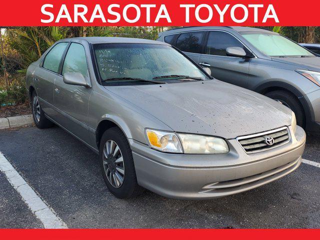 2001 toyota camry le