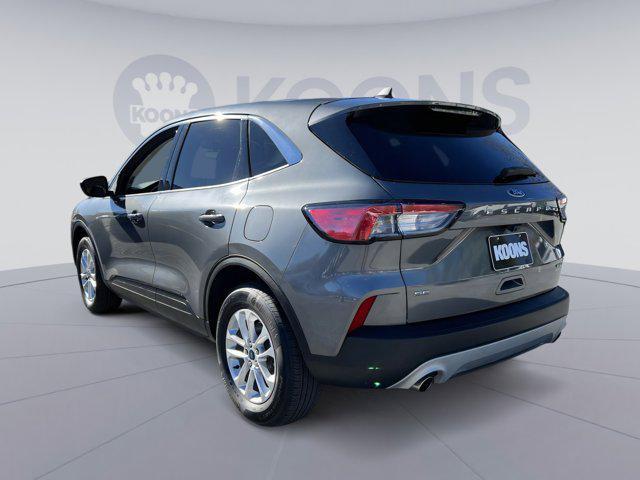 2022 ford escape se