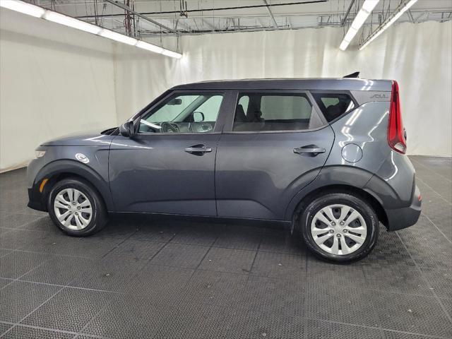 2022 kia soul lx