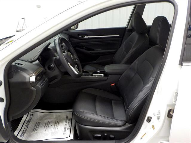 2022 nissan altima 2.5 platinum awd sedan