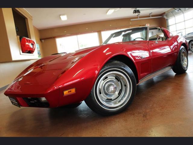 1974 chevrolet corvette stingray automatic coupe t-tops 350 v8 low miles