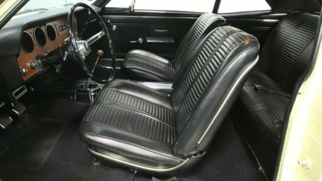 classic vintage chrome gto goat 389 v8 4-speed manual transmission candelite cre