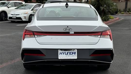 2025 Hyundai Elantra