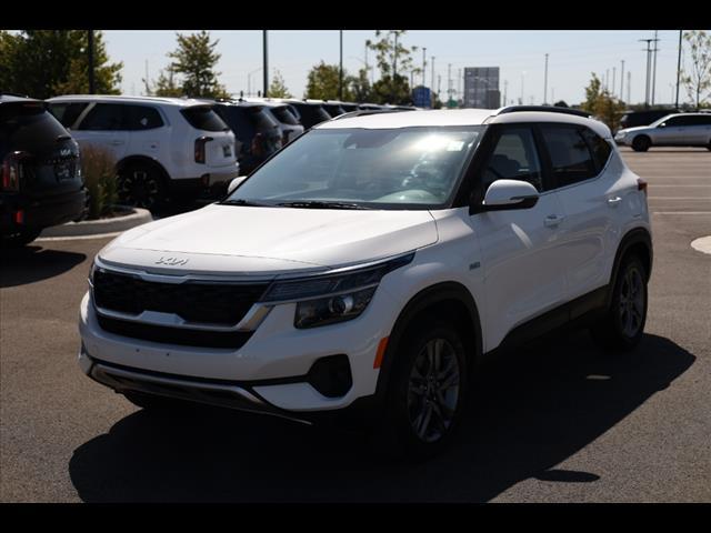 2023 kia seltos s