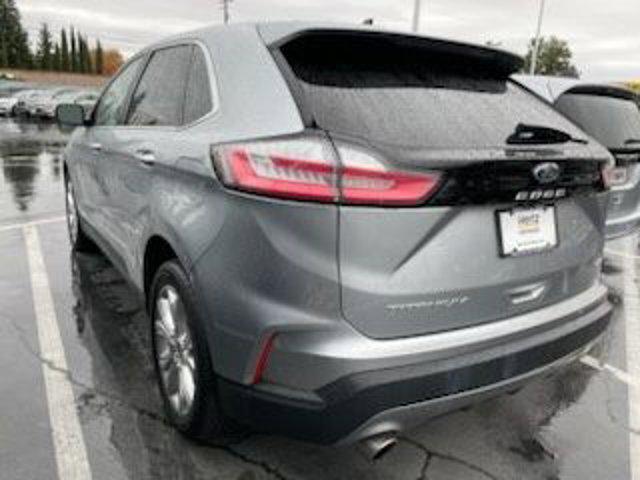 2022 ford edge titanium