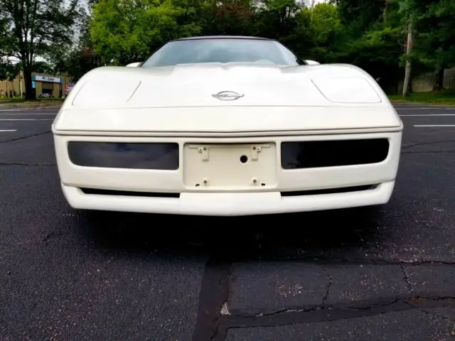 1988 chevy corvette 35th anniversary edition