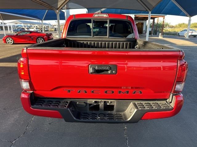 2022 toyota tacoma sr