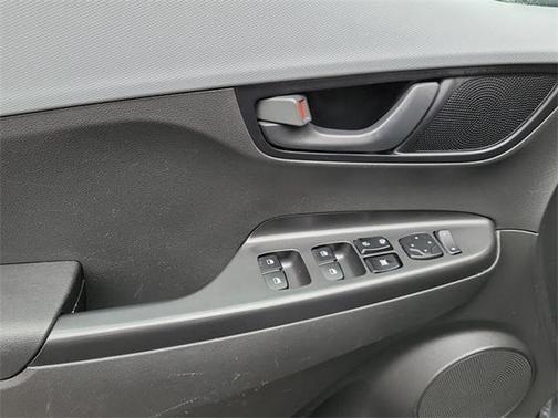 2021 hyundai kona in milwaukee, wisconsin