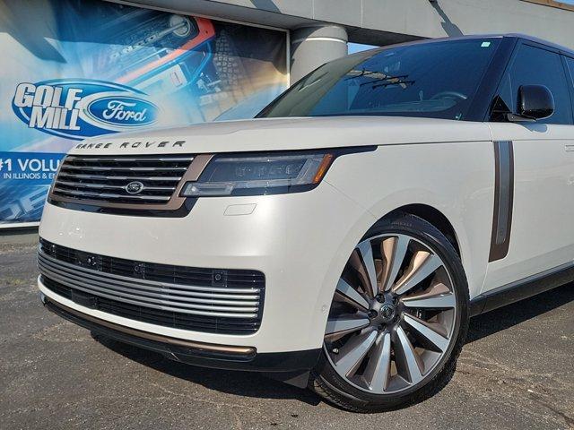 2024 land rover range rover p615 sv