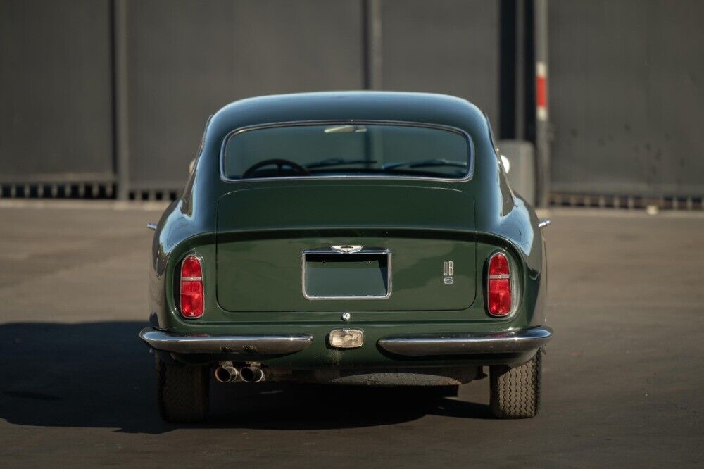 1966 aston martin db6