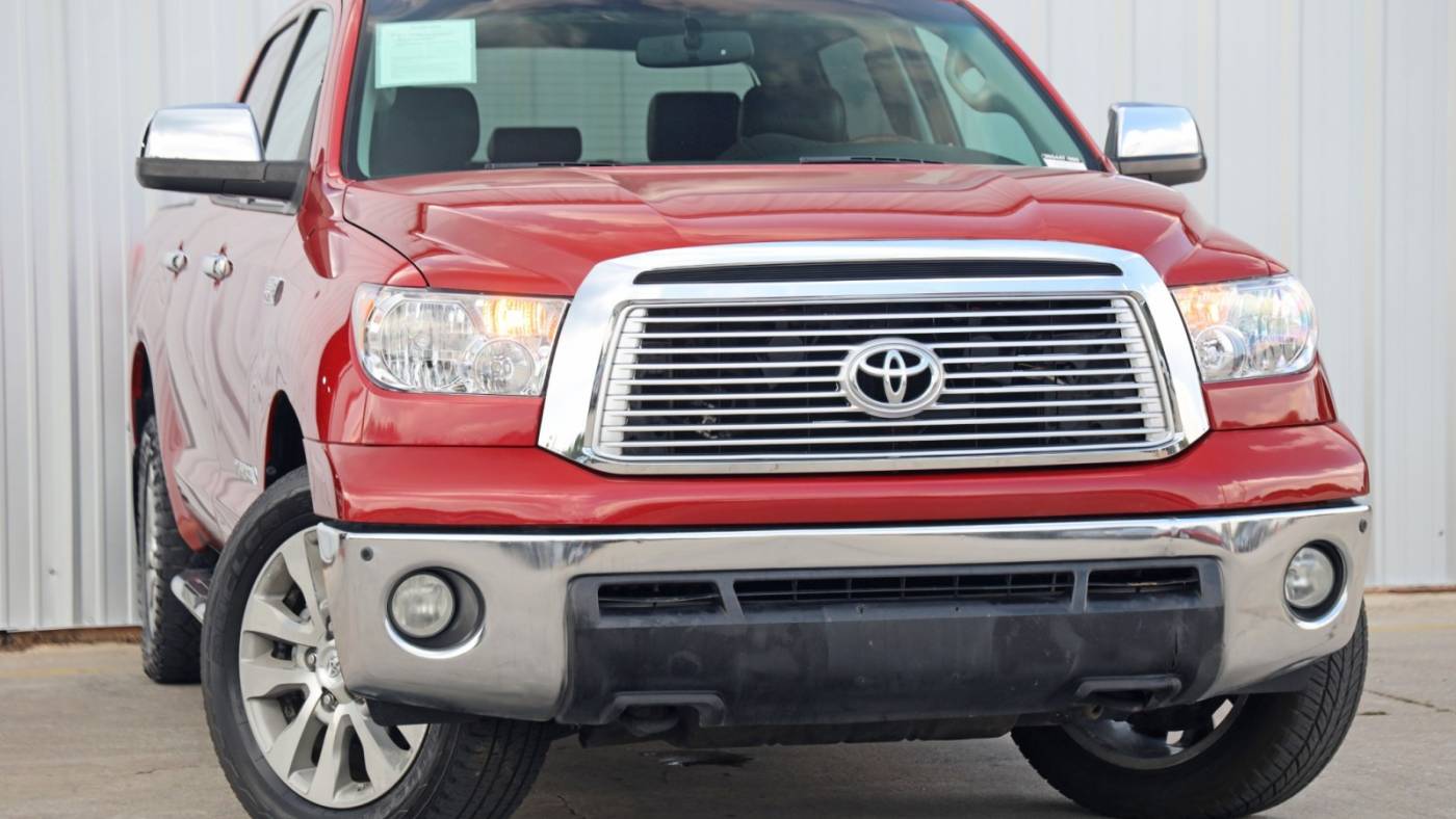 2013 toyota tundra platinum