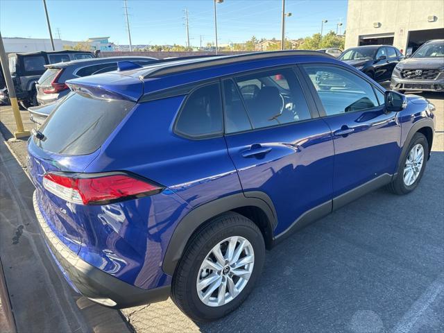 2023 toyota corolla cross le
