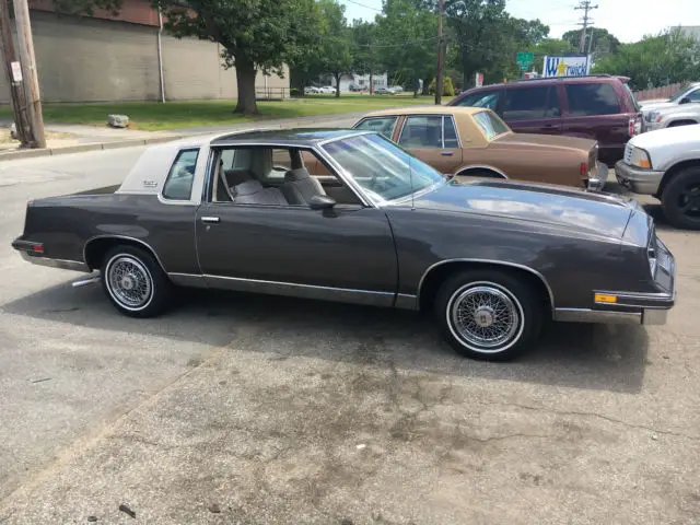 1984 oldsmobile cutlas supreme,,special edition