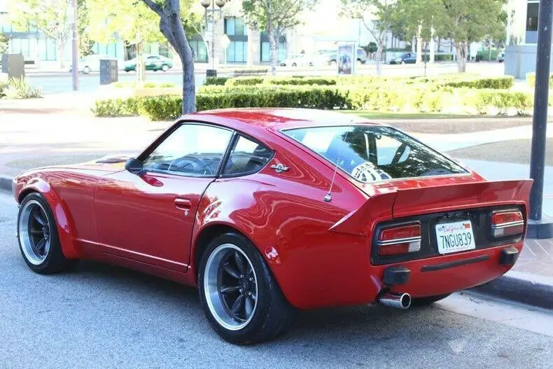1971 datsun 240z sportscar red