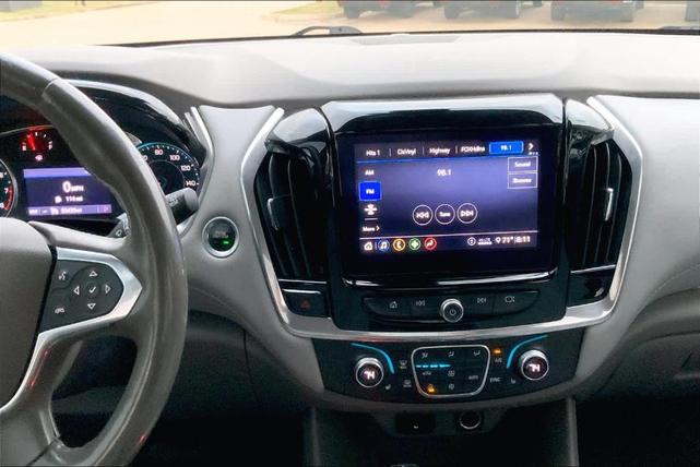 2020 chevrolet traverse lt leather