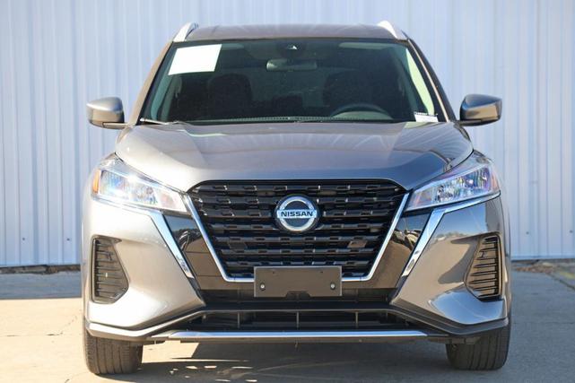 2021 nissan kicks sv