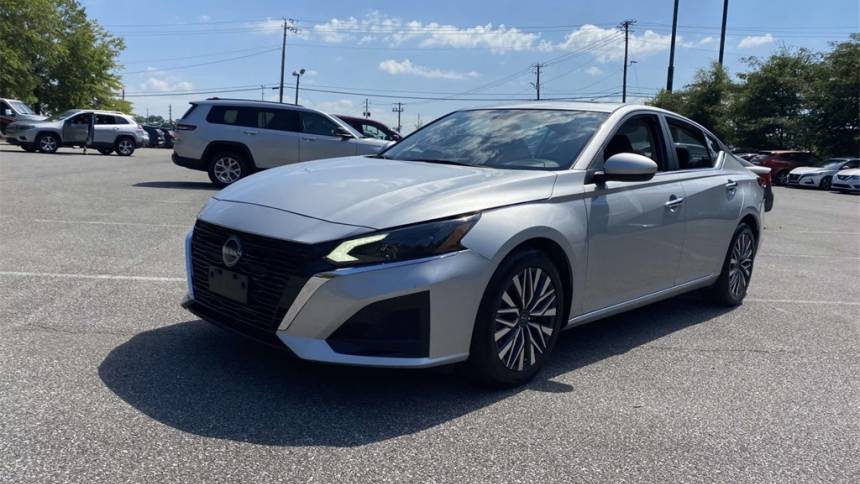 2023 nissan altima 2.5 sv