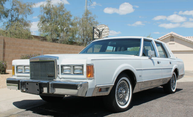1988 lincoln town car signature series cloth white walls wire wheels & caps!