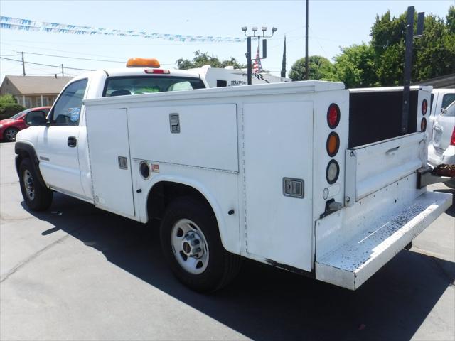 2003 gmc sierra 2500 base