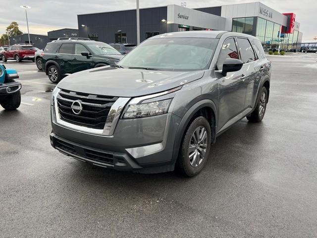 2023 nissan pathfinder s