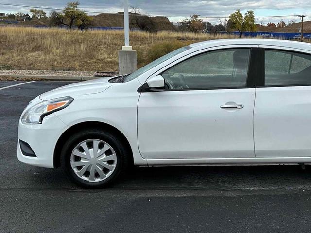 2019 nissan versa 1.6 sv